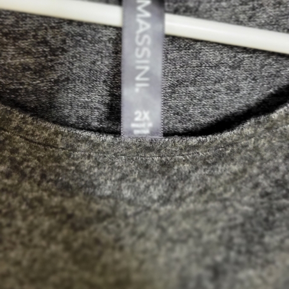 Top - Picture 3 of 4